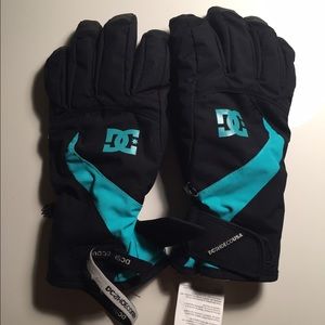 D.C. Gloves