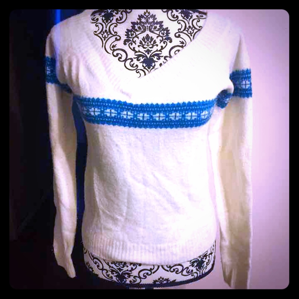 Super Soft V-Neck Sweater