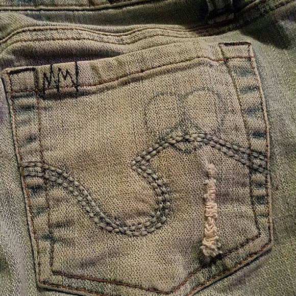 Refuge - Picture 5 of 5