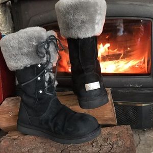 Ladies lace up ugg boots