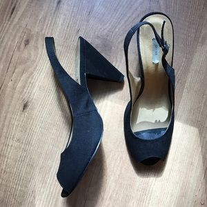 Kimchi blue, black, sling back heels