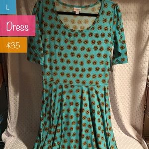 LuLaRoe Nicole L