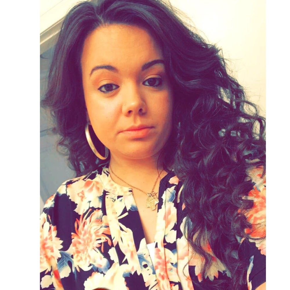 Meet your Posher, Adreana