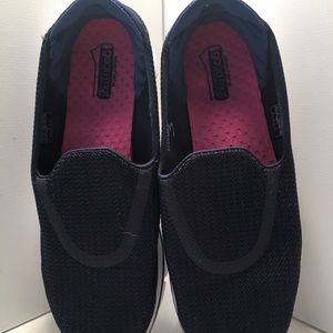 Sketchers SOLD