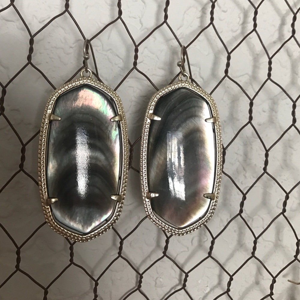 Kendra Scott Shell Earrings