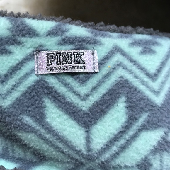 PINK Victoria's Secret Slipper Booties - Picture 2 of 5