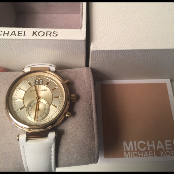 Micheal Kors white chronograph watch. main image 4