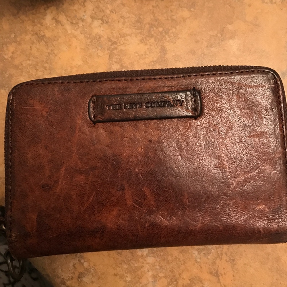 Frye wallet