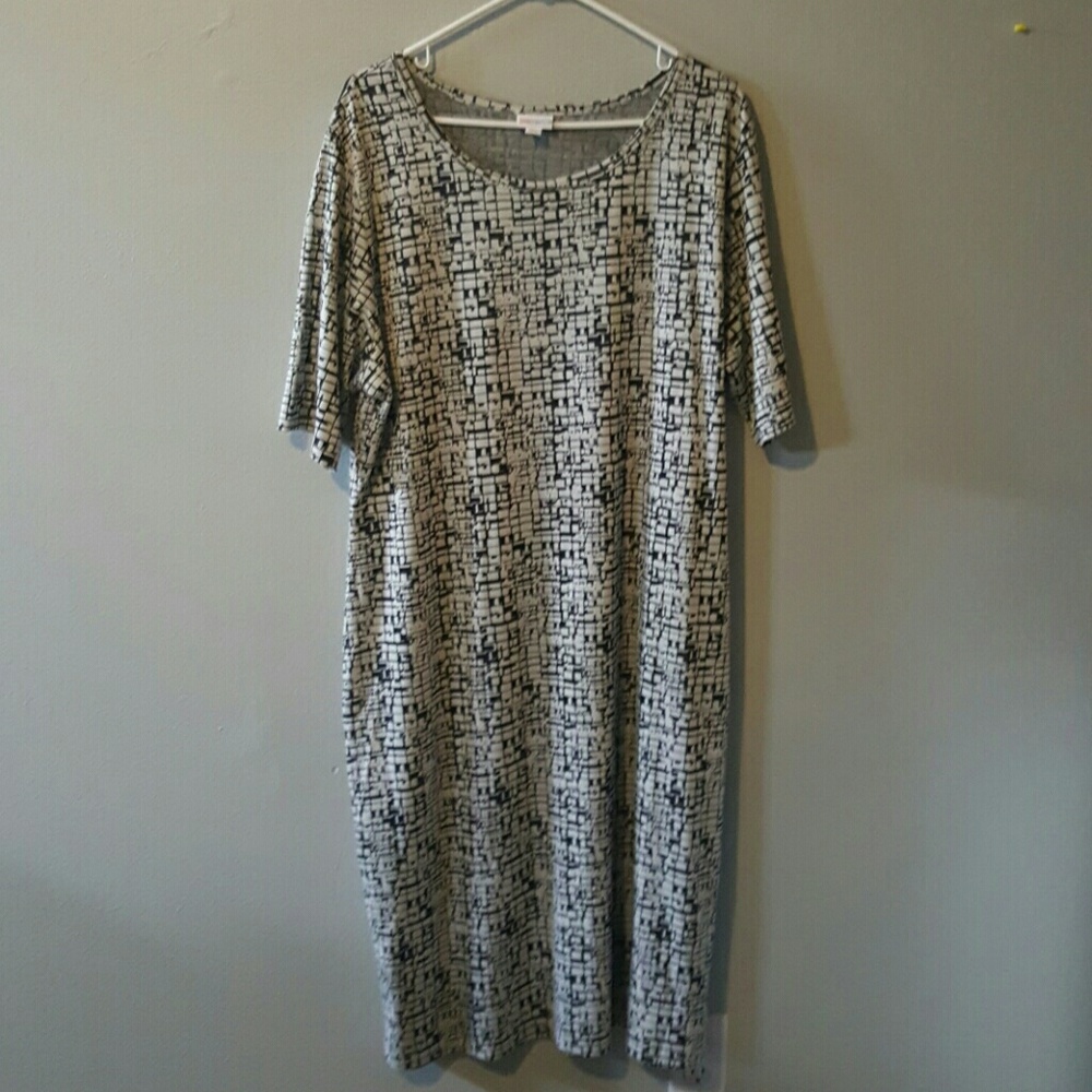 LuLaRoe Julia Dress