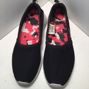 Authentic Nike Roshe Run Moccasin Black/white