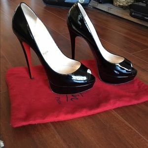 Christian Louboutins patent peep toe size 39.5
