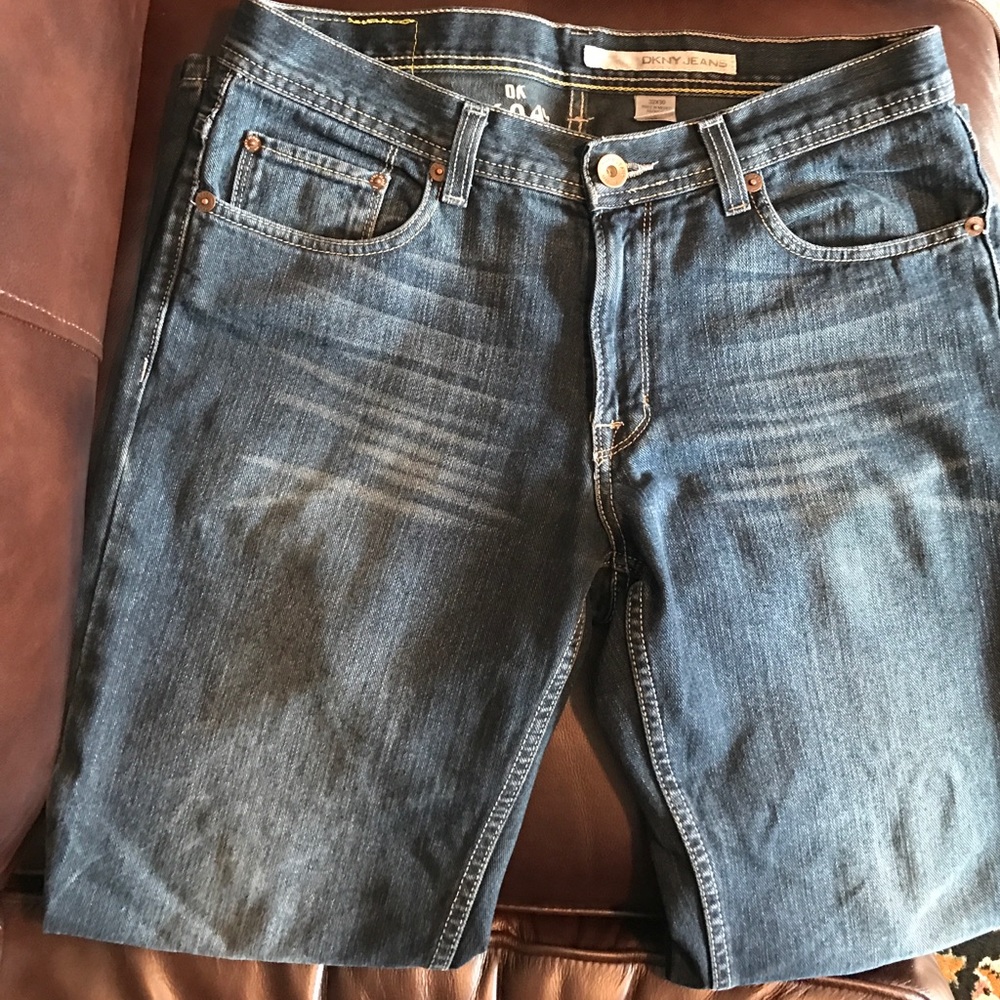Men's DKNY jeans - Picture 3 of 5