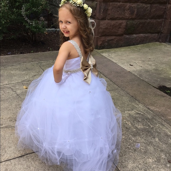 Flower girl dress - Picture 2 of 3
