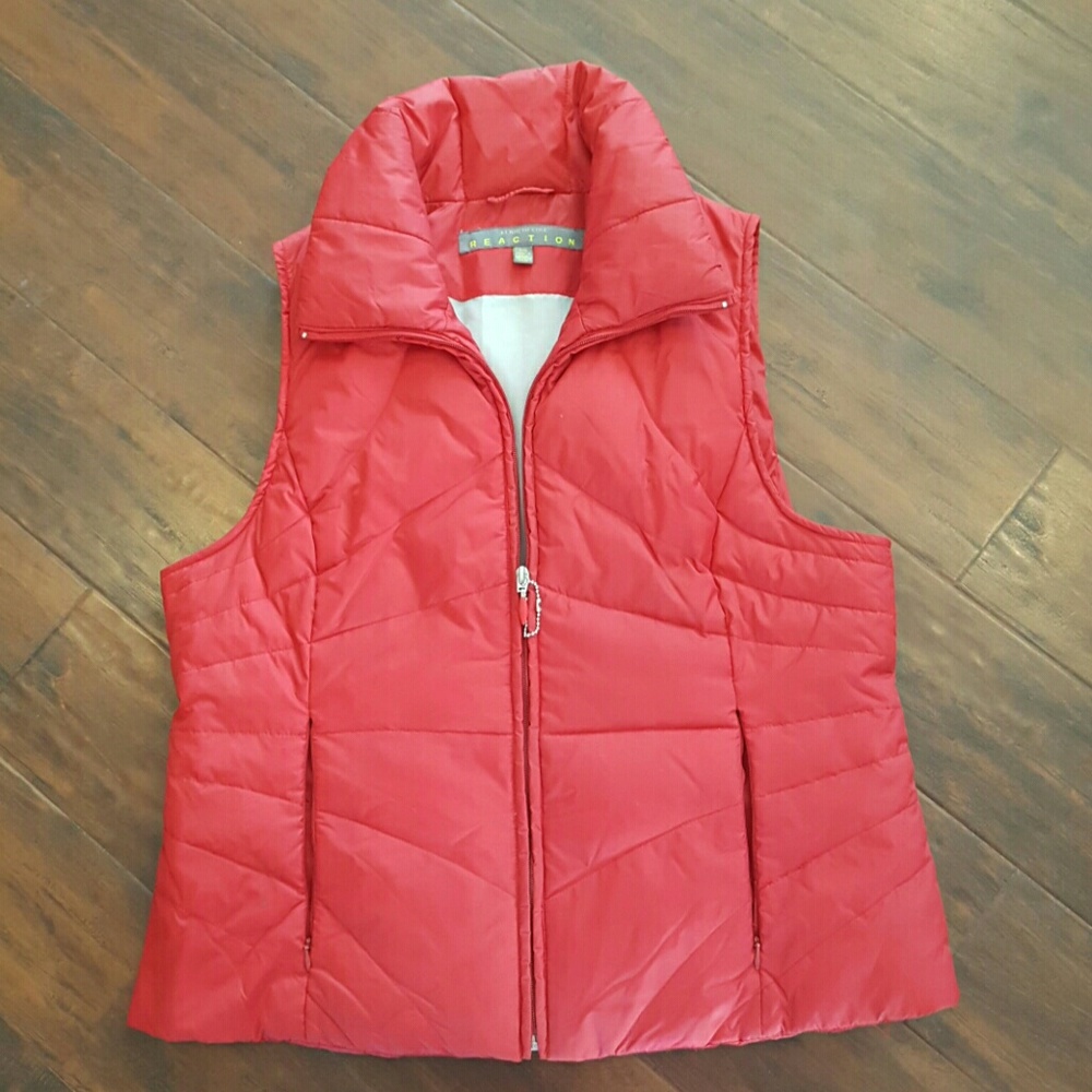 Kenneth Cole Reaction Vest