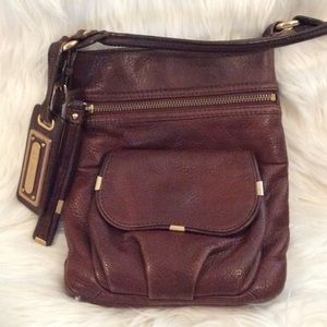 B Makowsky leather cross body purse