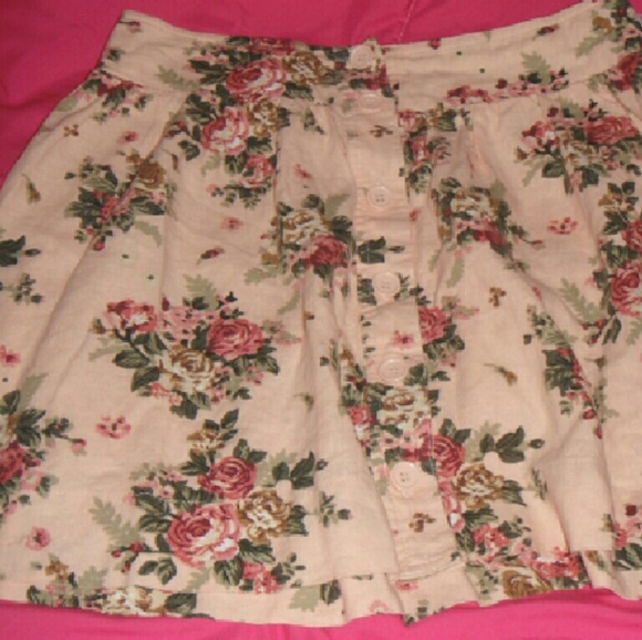 Floral Skirt - Picture 1 of 3