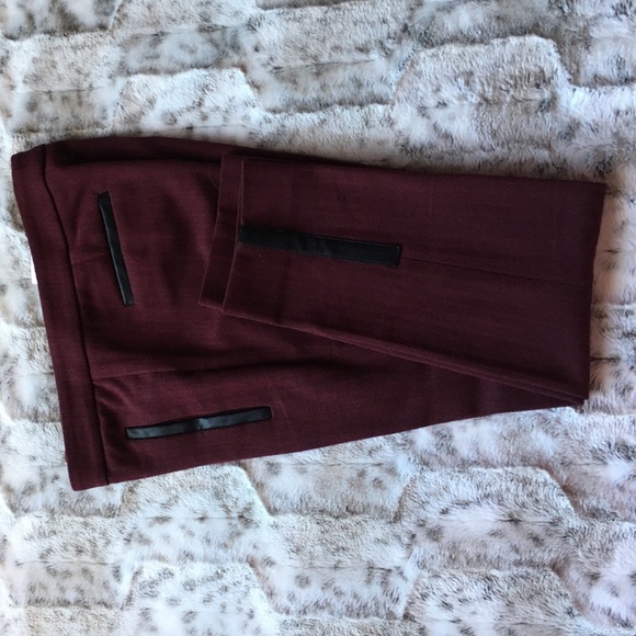 Banana Republic Pants - Banana Republic Burgundy Sloan-Fit Skinny Pants