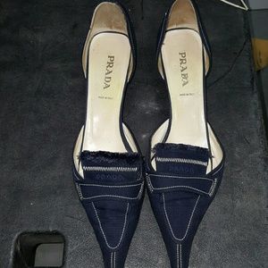 Prada navy blue pumps