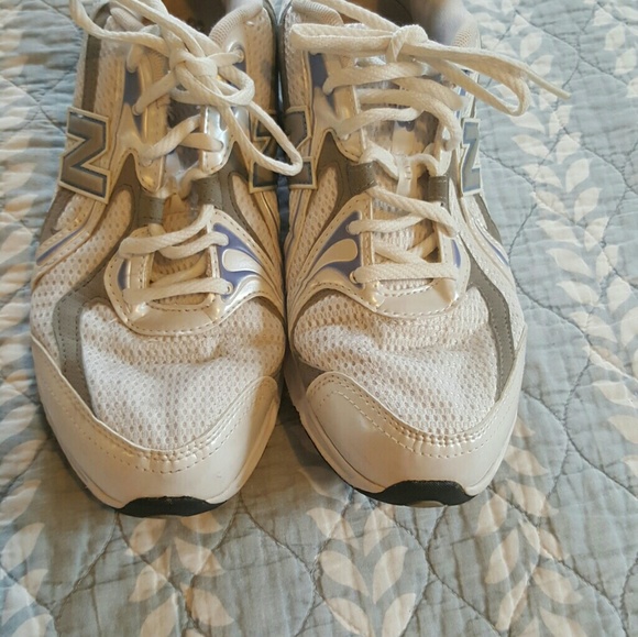 Shoes - Picture 1 of 4