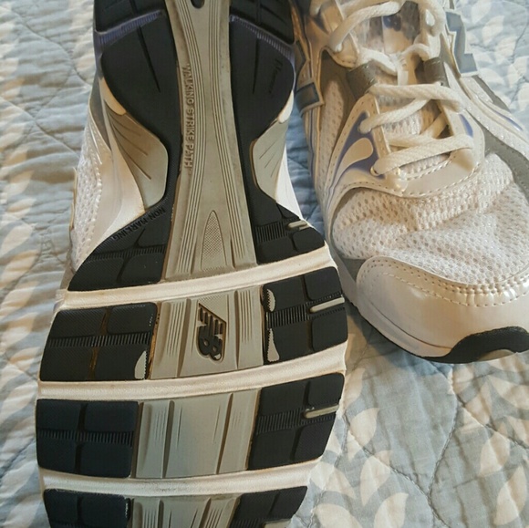 Shoes - Picture 2 of 4