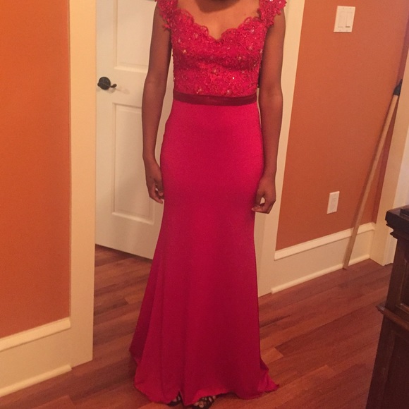 prom dress - Picture 3 of 4