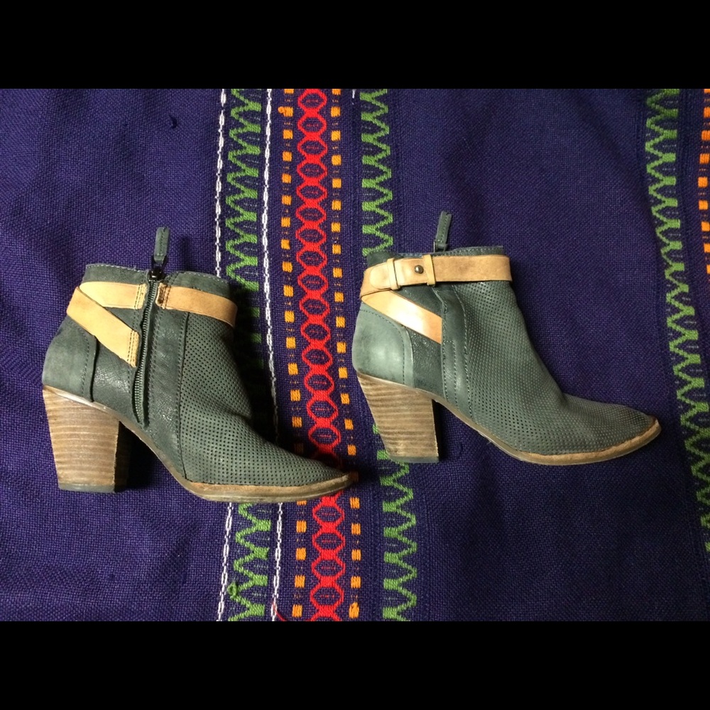 Grey Dolce Vita Leather Suede booties