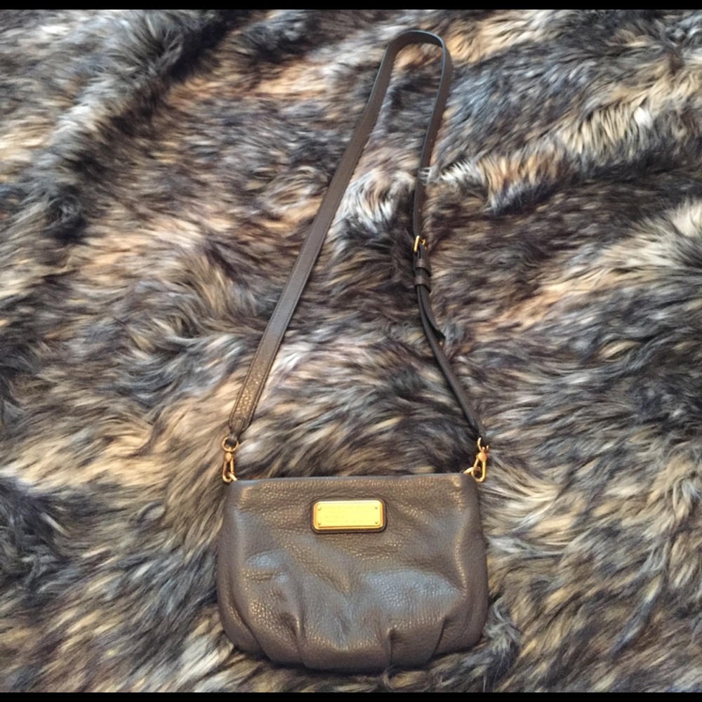 Marc Jacobs cross body purse
