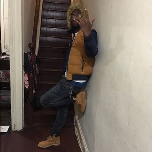 Meet your Posher, Dominic