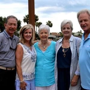 Meet your Posher, Lucy