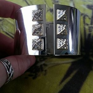 VS GOLD SPIKE CUFF
