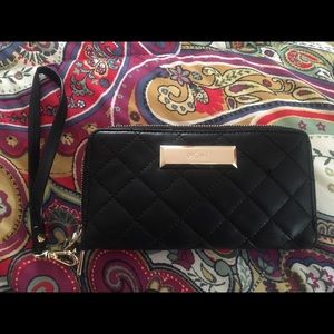 DKNY wristlet wallet, black