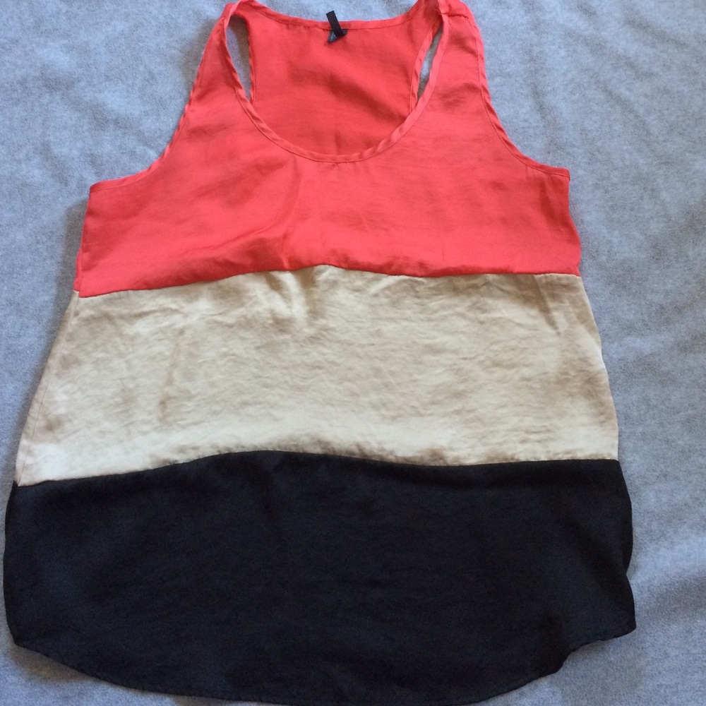 Tank. Three color. Maurice's XL. Flows