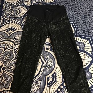 LuLuLemon cropped leggings