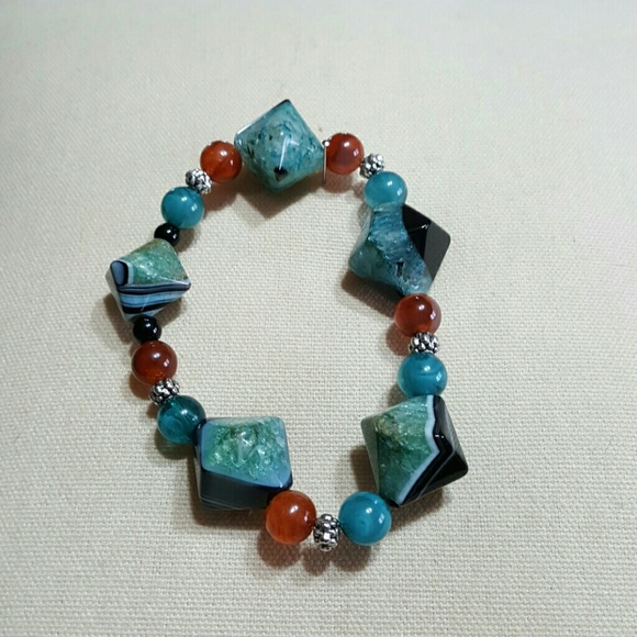 Glass Beaded Bracelet - Picture 4 of 4