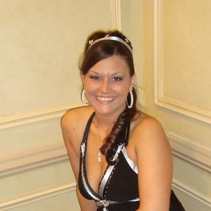 Meet your Posher, Cynthia