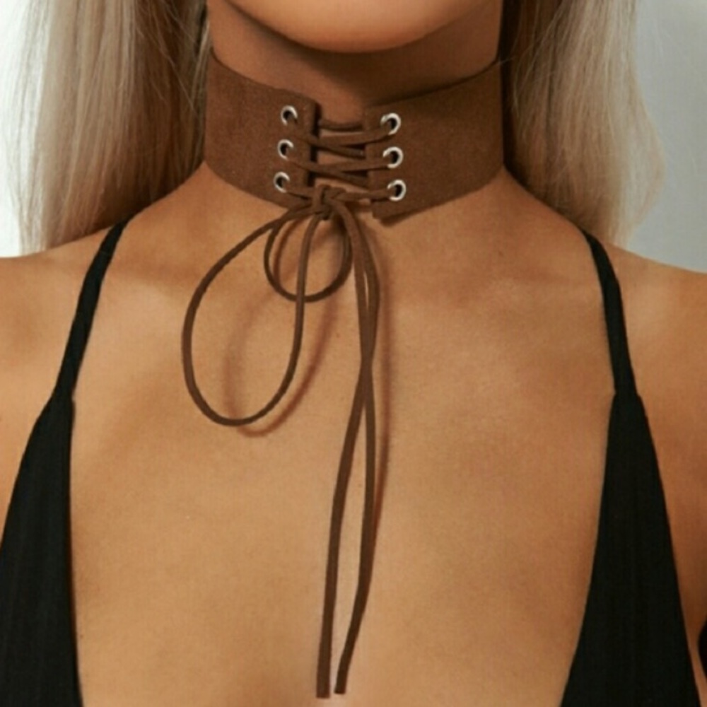 🌿 Vegan Wide Brown Suede Lace Up Choker - Picture 3 of 4