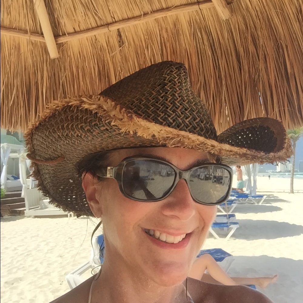 Meet your Posher, Lisa