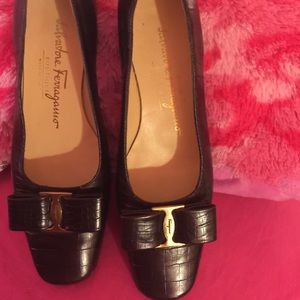 SALVATORE  FERRAGAMO  BOUTIQUE NEW ❤️💕💕