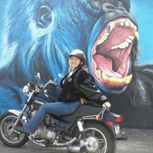 Meet your Posher, Carolyn