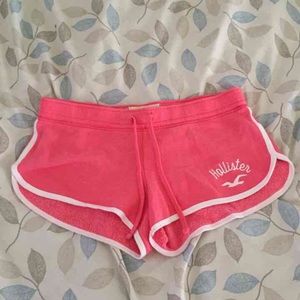 Hollister shorts size medium