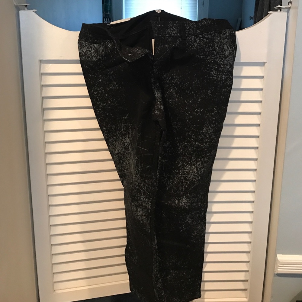 Brand New Calvin Klein essential skinny pants