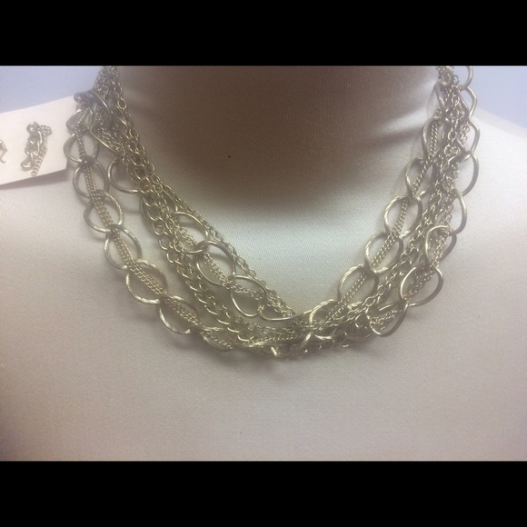 Gold Chained Necklace and Earrings Set - Picture 2 of 4