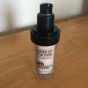MUFE HD foundation in 110