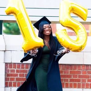 Meet your Posher, Mel