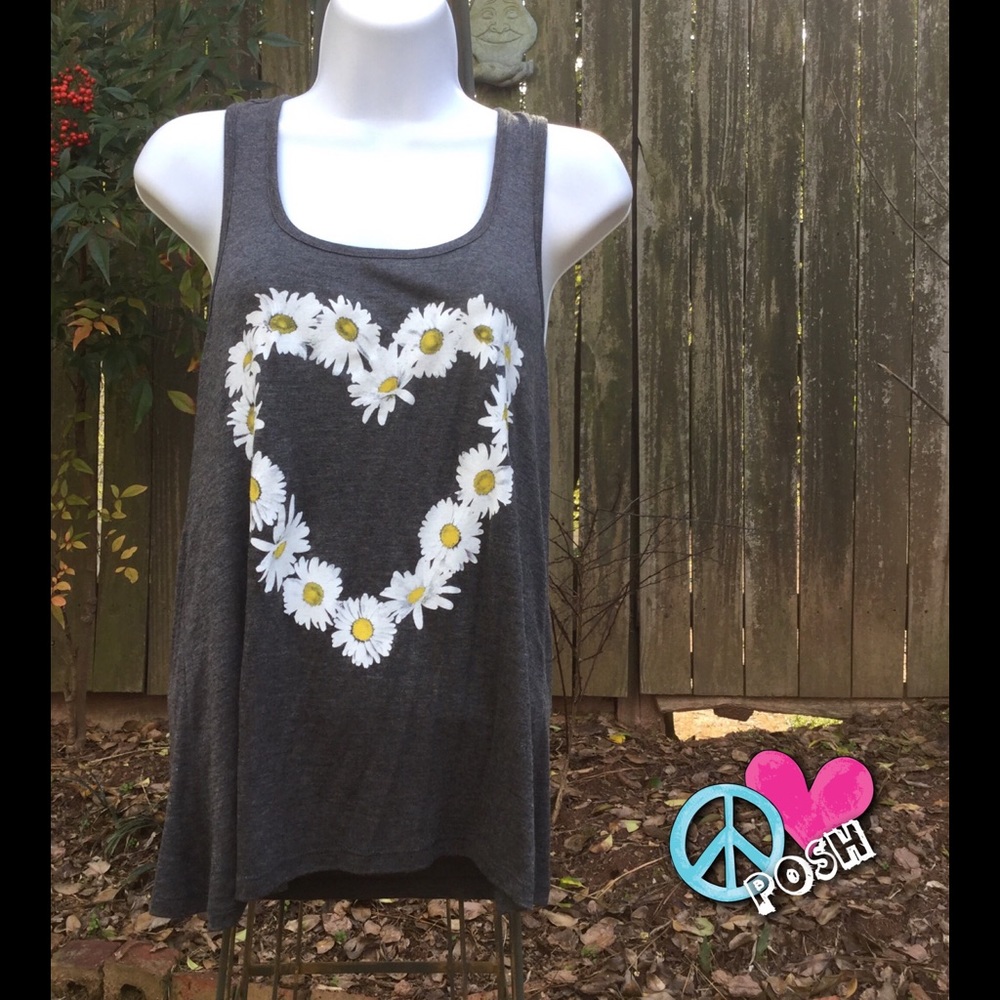 Daisy Heart Tank Top 🌾