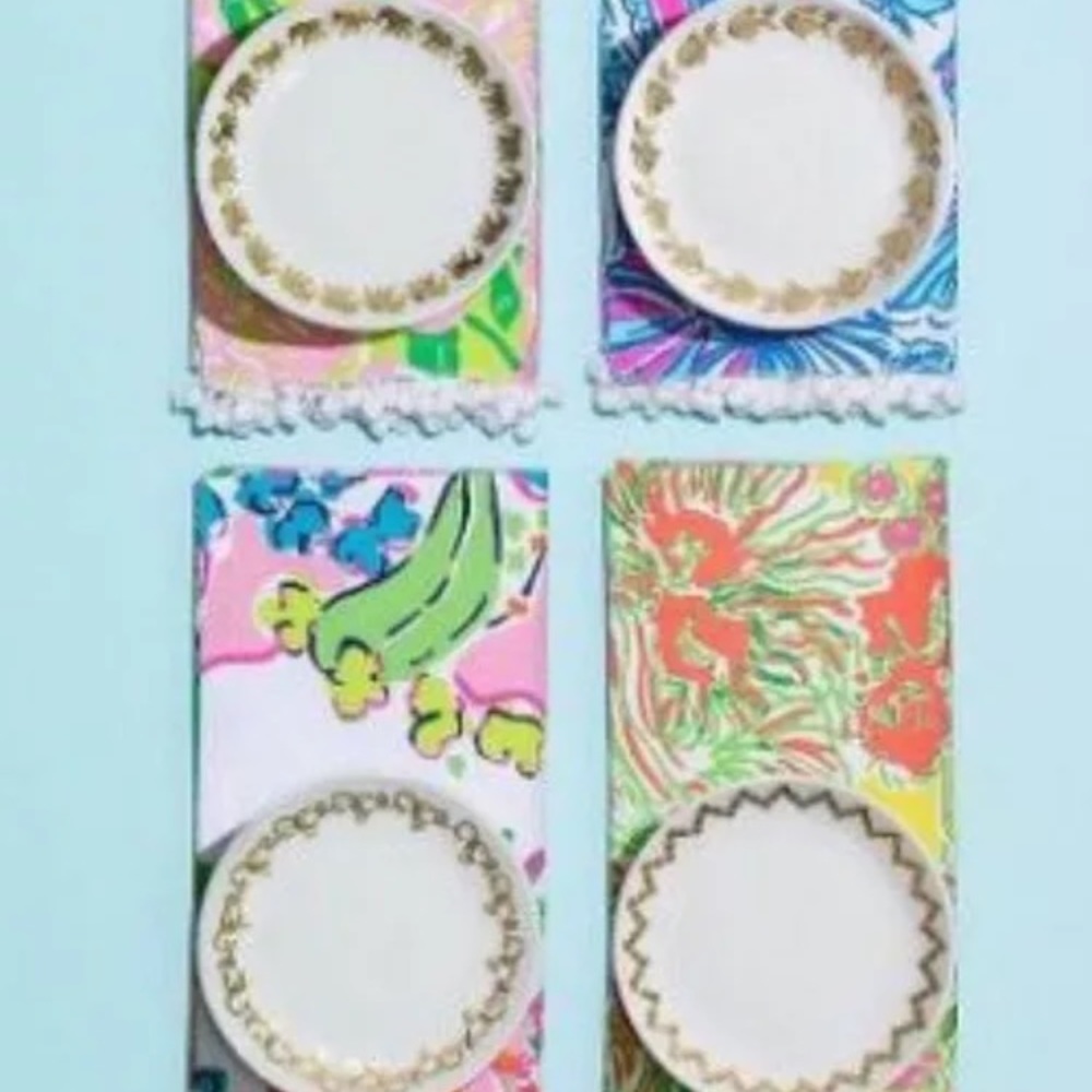 16 Lilly pulitzer plates