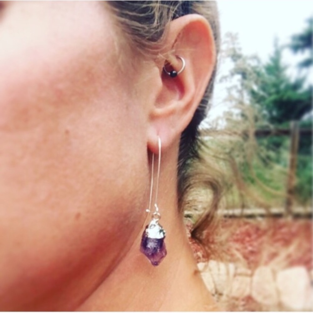 Wild Raw Amethyst Dangle Earrings - Picture 4 of 4