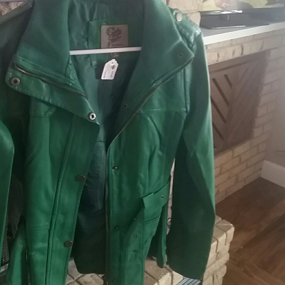 Jacket - Picture 2 of 3
