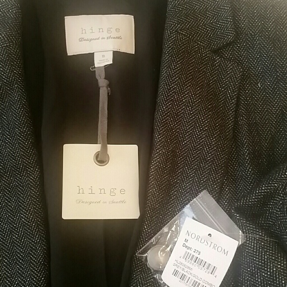 HINGE (Nordstrom) ONE BUTTON MATALLIC BLAZER, MED - Picture 3 of 4
