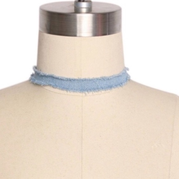 🌿 Denim Light Wash Thin Choker - Picture 3 of 3